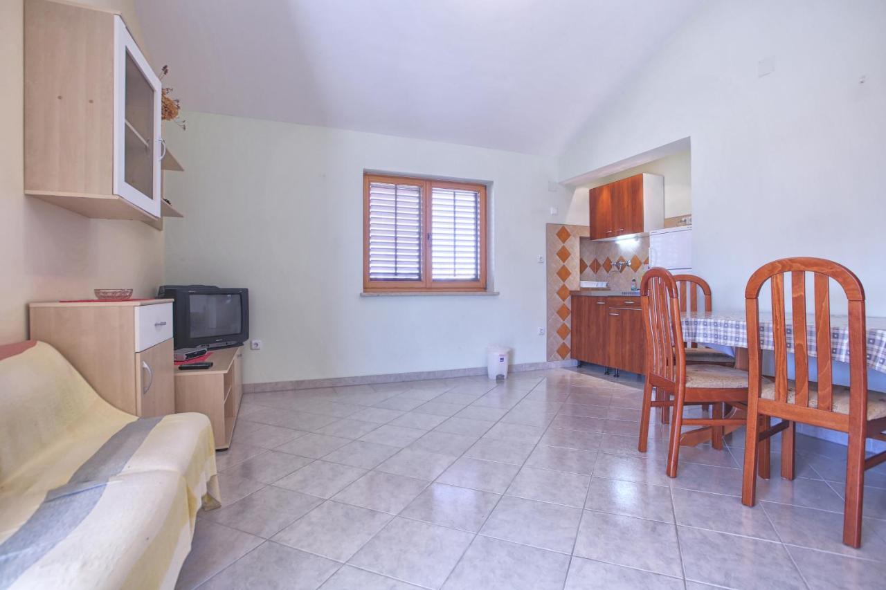 Mladen Appartement *
